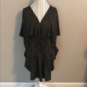 Plus size top. Excellent condition.